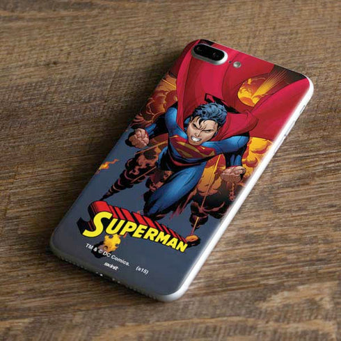 DC Comics Superman Action Flying Pose iPhone 8 Plus Skin